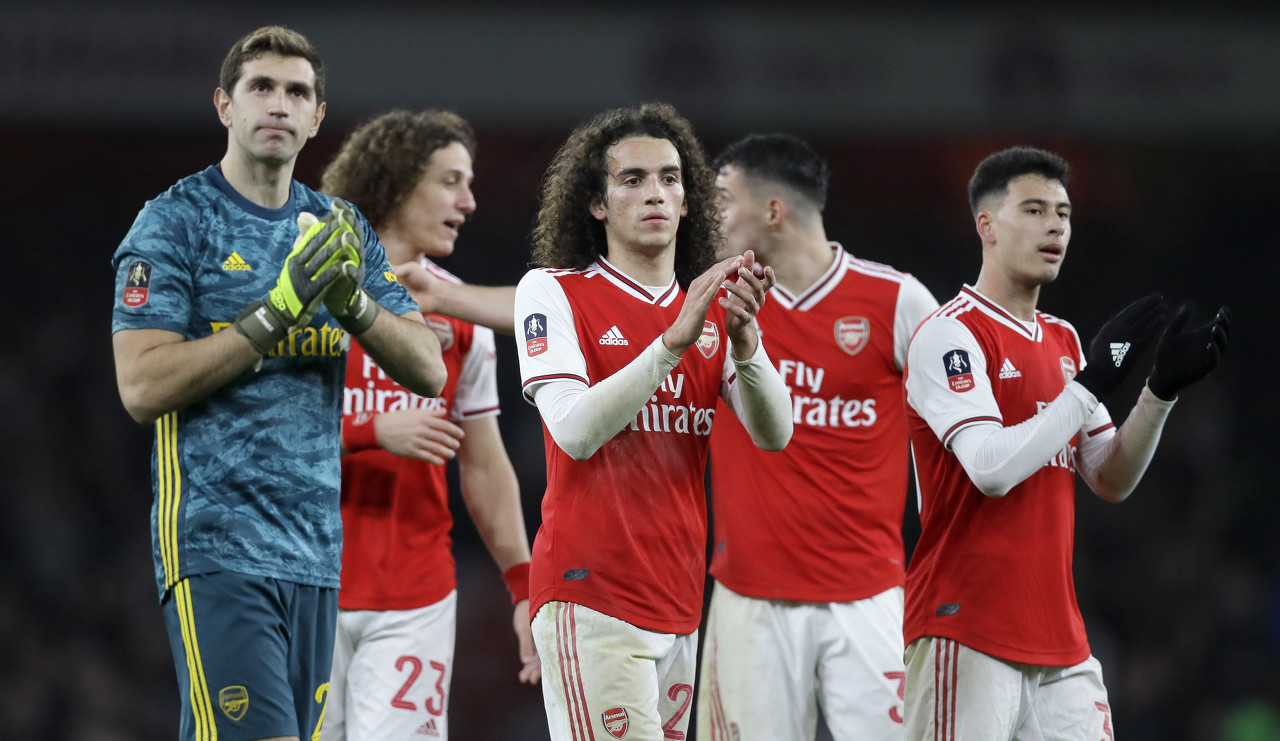 弗拉霍维奇在尤文前20场欧冠打入9球，仅次于C罗和伊瓜因（尤文欧冠前20战弗拉霍维奇轰入9球，仅逊C罗与伊瓜因）