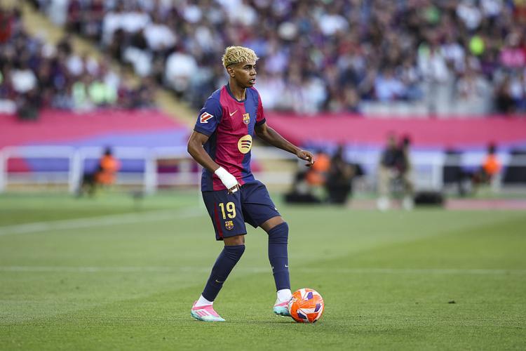 阿尔瓦雷斯：不认为自己有锦鲤特质，荣誉更多来自努力和坚持（阿尔瓦雷斯：自认不靠锦鲤运，荣誉源于努力与坚持）