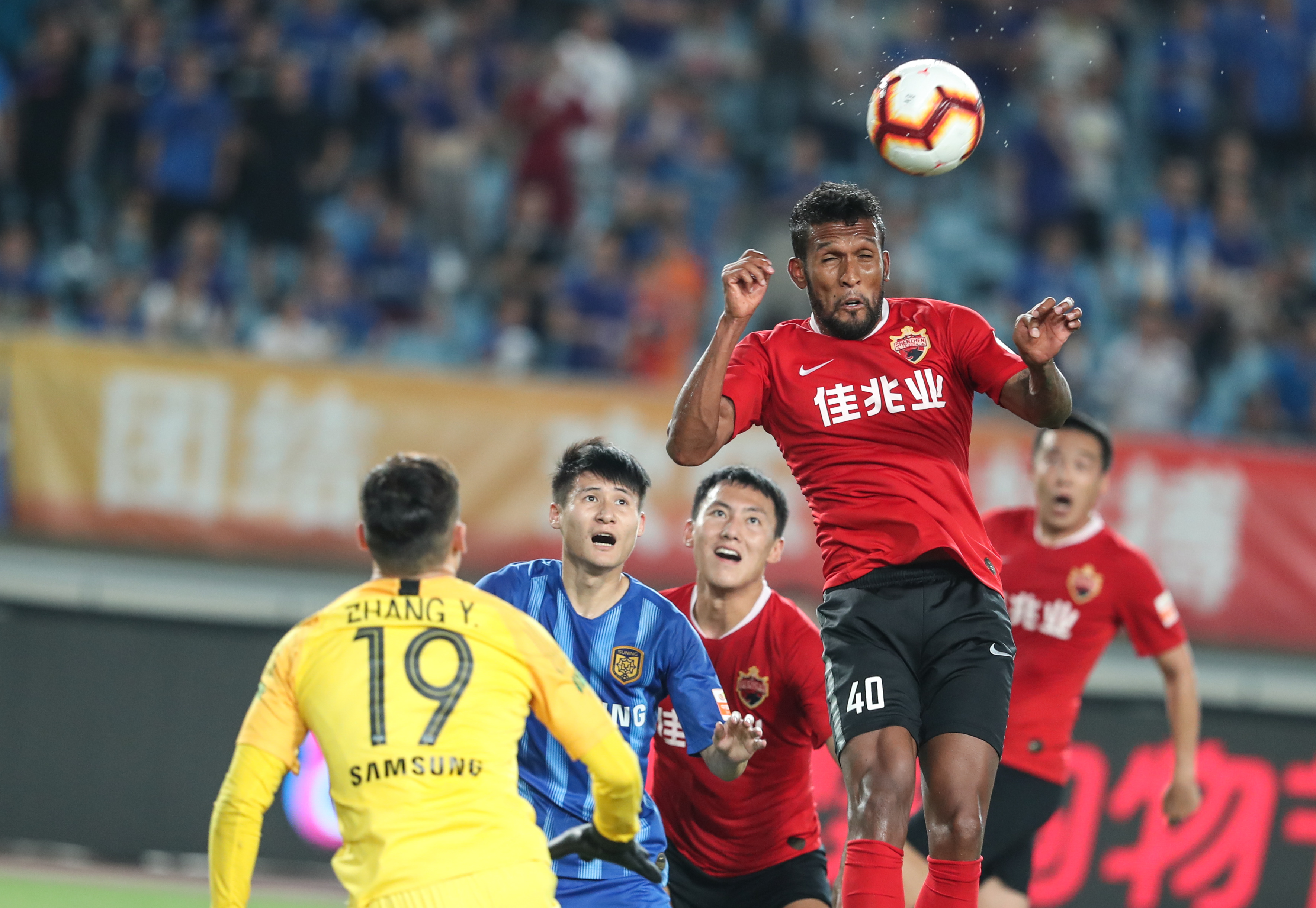 紫百合主席：俱乐部从未被挂牌出售，我们应团结一致共度难关（紫百合主席澄清：俱乐部从未公开出售，呼吁齐心协力渡过难关）