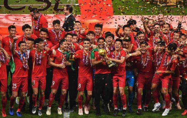 全市场：阿切尔比受伤，国米想签下拉齐奥的马里奥-希拉（转会市场：阿切尔比受伤，国米考虑引进拉齐奥中卫马里奥-希拉）